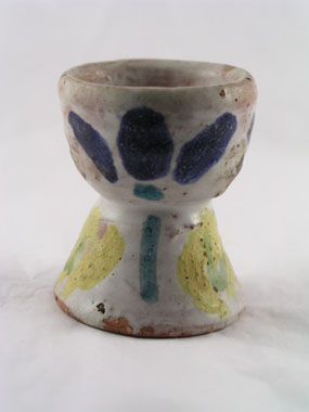 Image of egg cup 