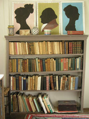 Image of bookcase 