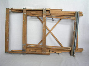 Image of easel 