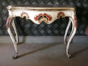 Image of console table 